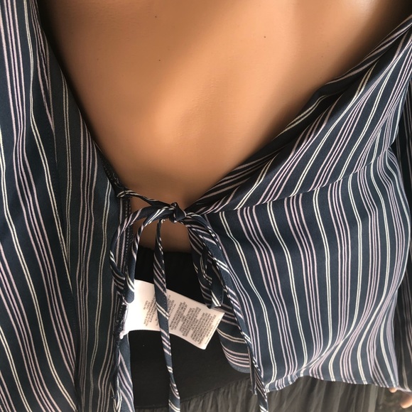 Striped Tie Wrap Blouse ( NEW) Beautiful - Picture 11 of 13
